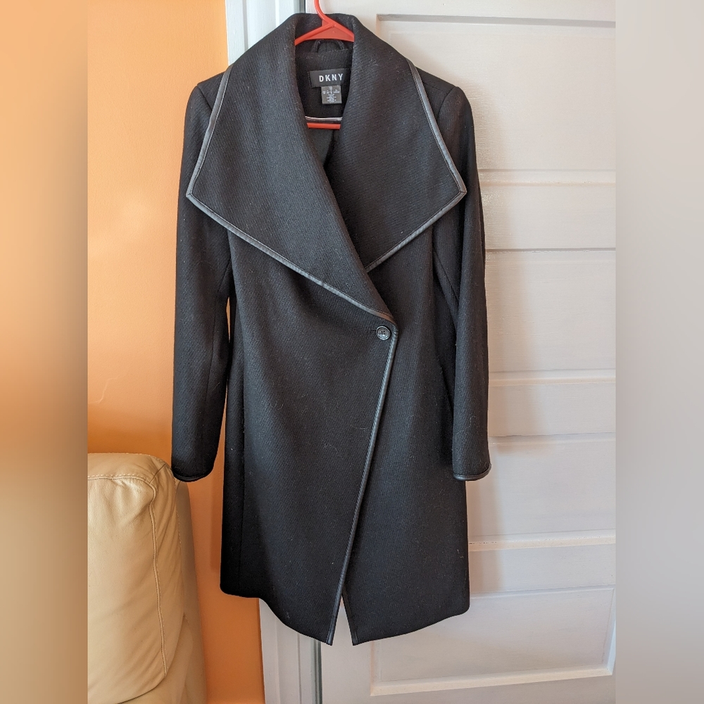 DKNY black wide collar pea coat with leather piping XS